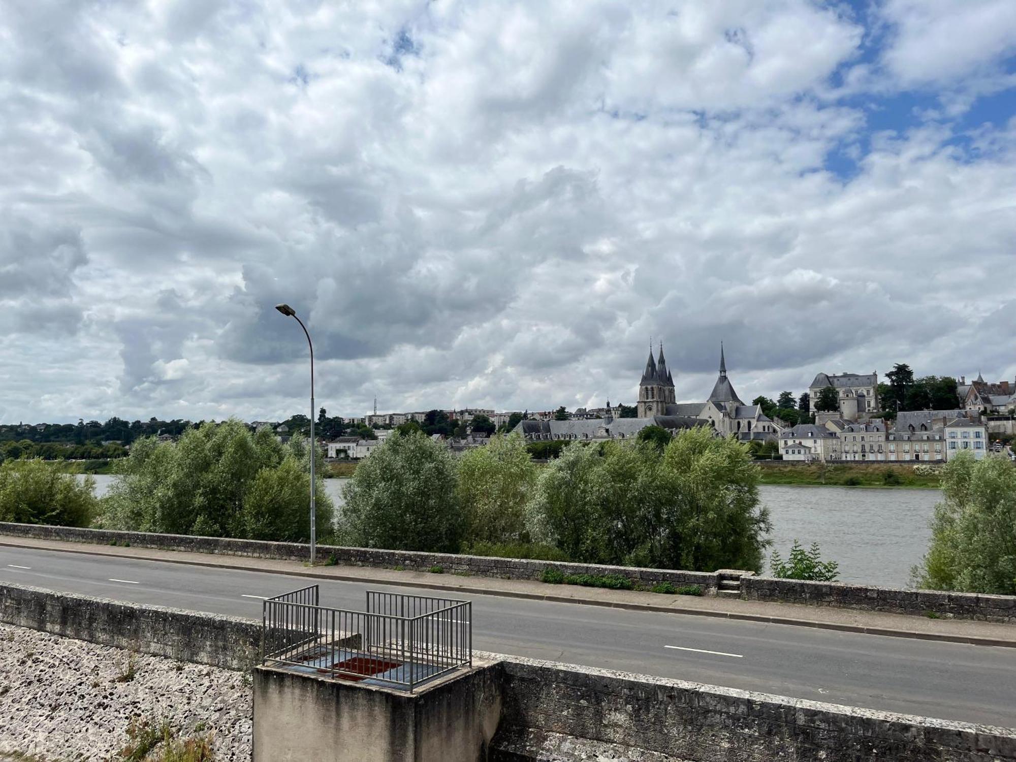 Quai De La Loire Apartment Blois Exterior photo